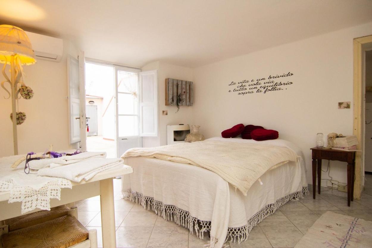 Apartament 200Metri Dal Mare Raffinato Chalet Con Giardino Marina Di Pisa Zewnętrze zdjęcie
